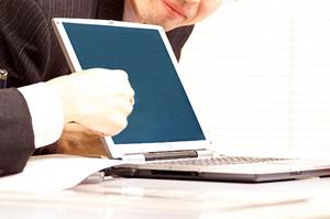 汚れや日付をなくすことができる写真修復