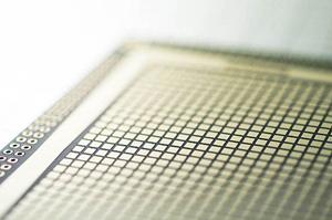 簡単操作で長期稼働するネットワーク監視